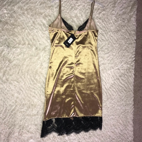 Taking it slow satin midi dress - Picture 9 of 9